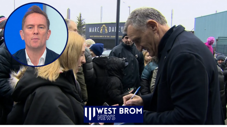 Tony Mowbray, Simon Thomas, West Brom badge