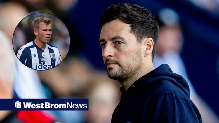 Ryan Mason looking at Aune Heggebo in circle