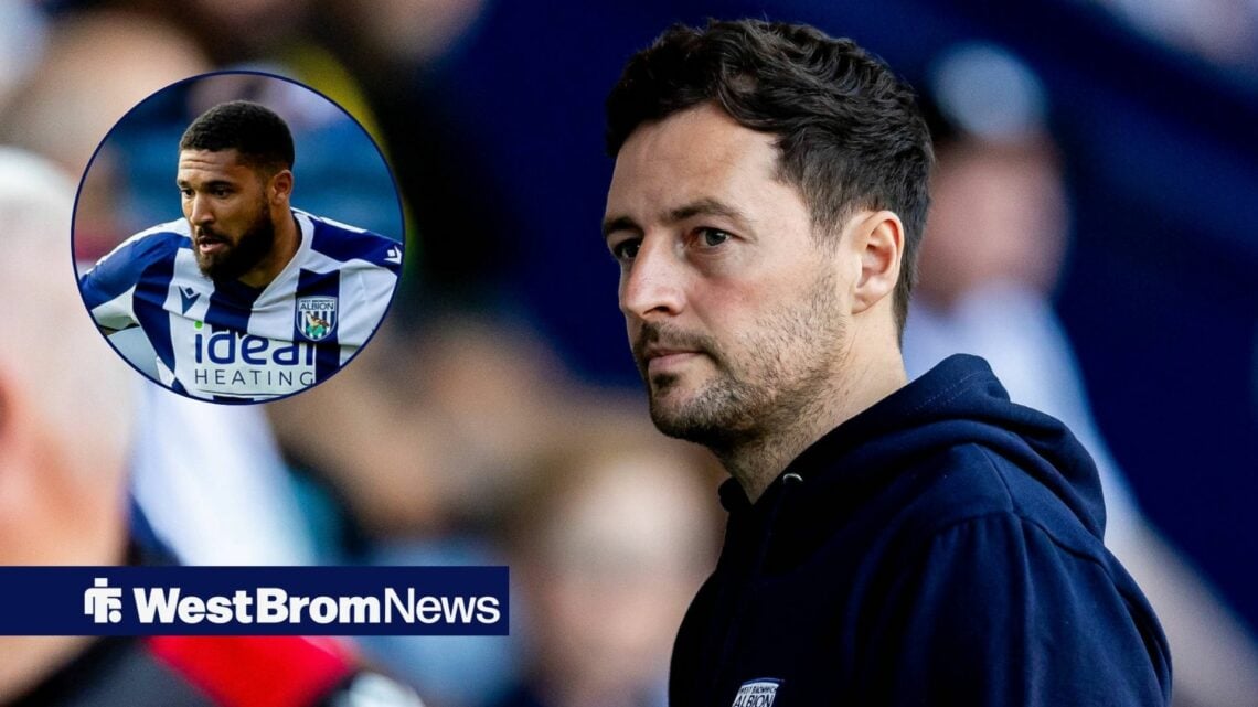 Ryan Mason looking at George Campbell in circle