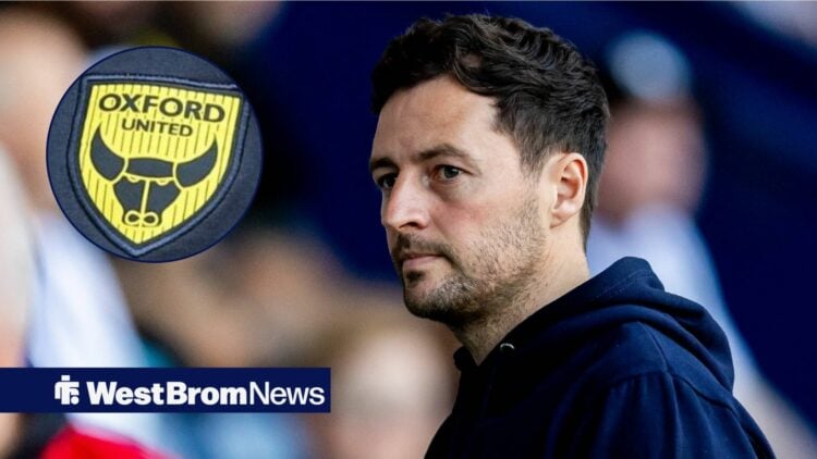 Ryan Mason looking at Oxford United badge in circle